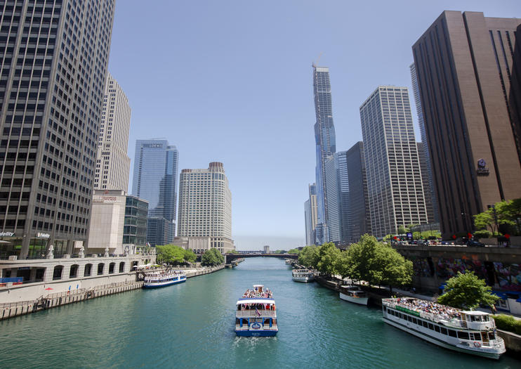 chicago river and lake michigan cruise